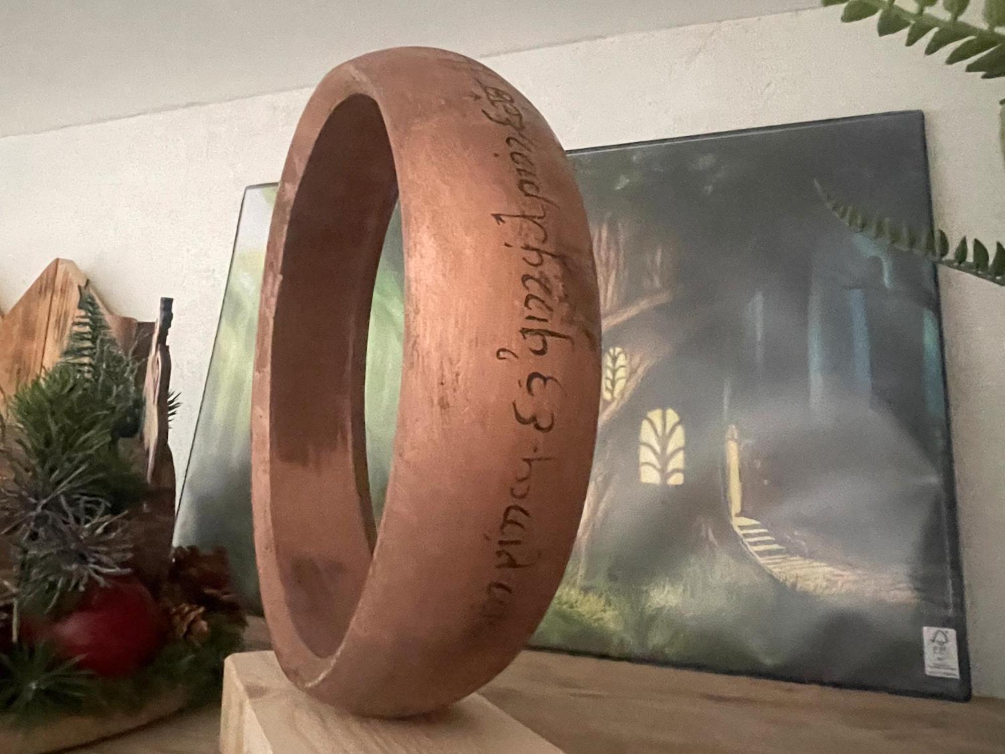 Hobbit Lounge